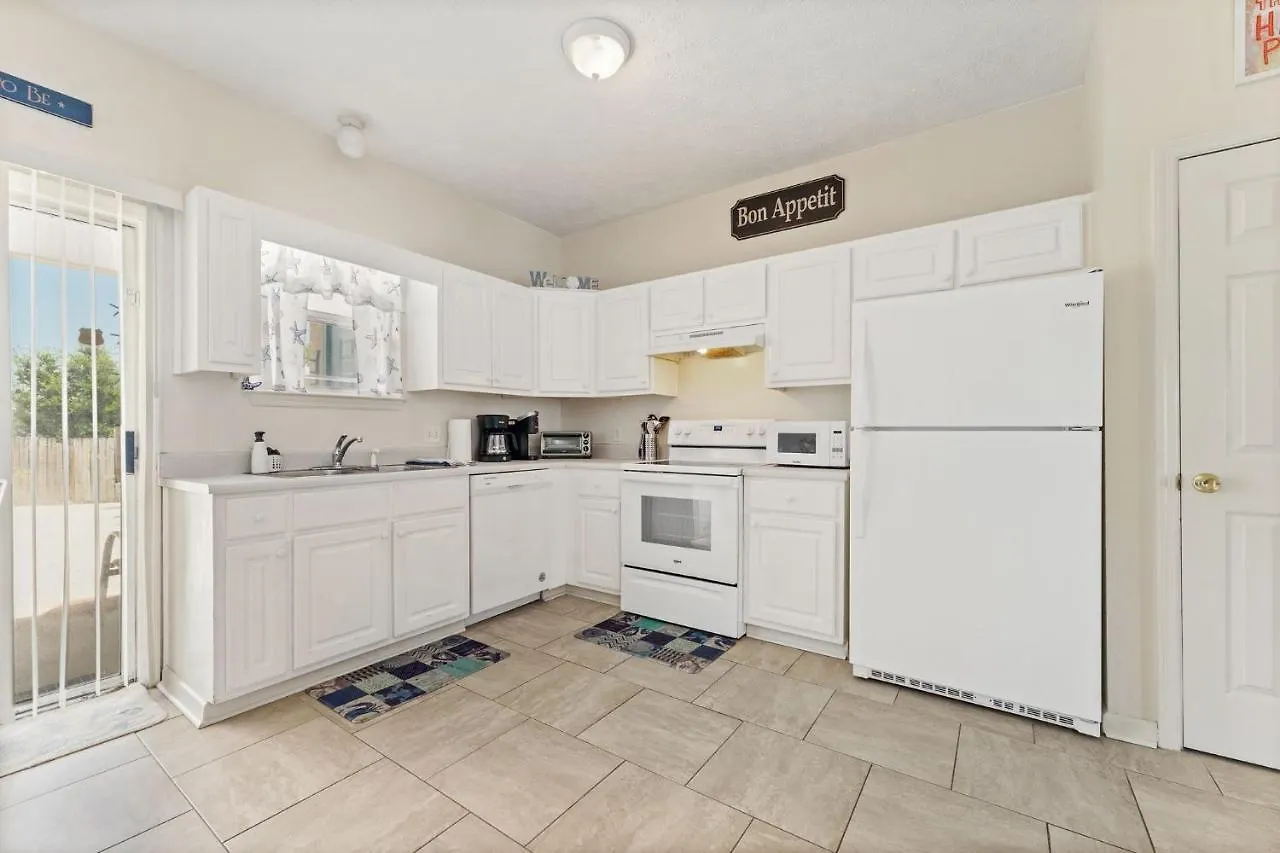 Beach Walkers Cottage Панама-Сити Дом отдыха